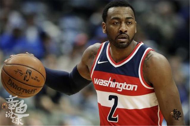 字母哥37分萨格斯32+9 雄鹿险胜魔术晋级四强