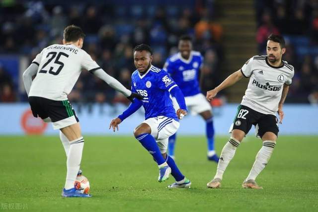 杨鸣谈新老交替：人才引进方面不如发达地区